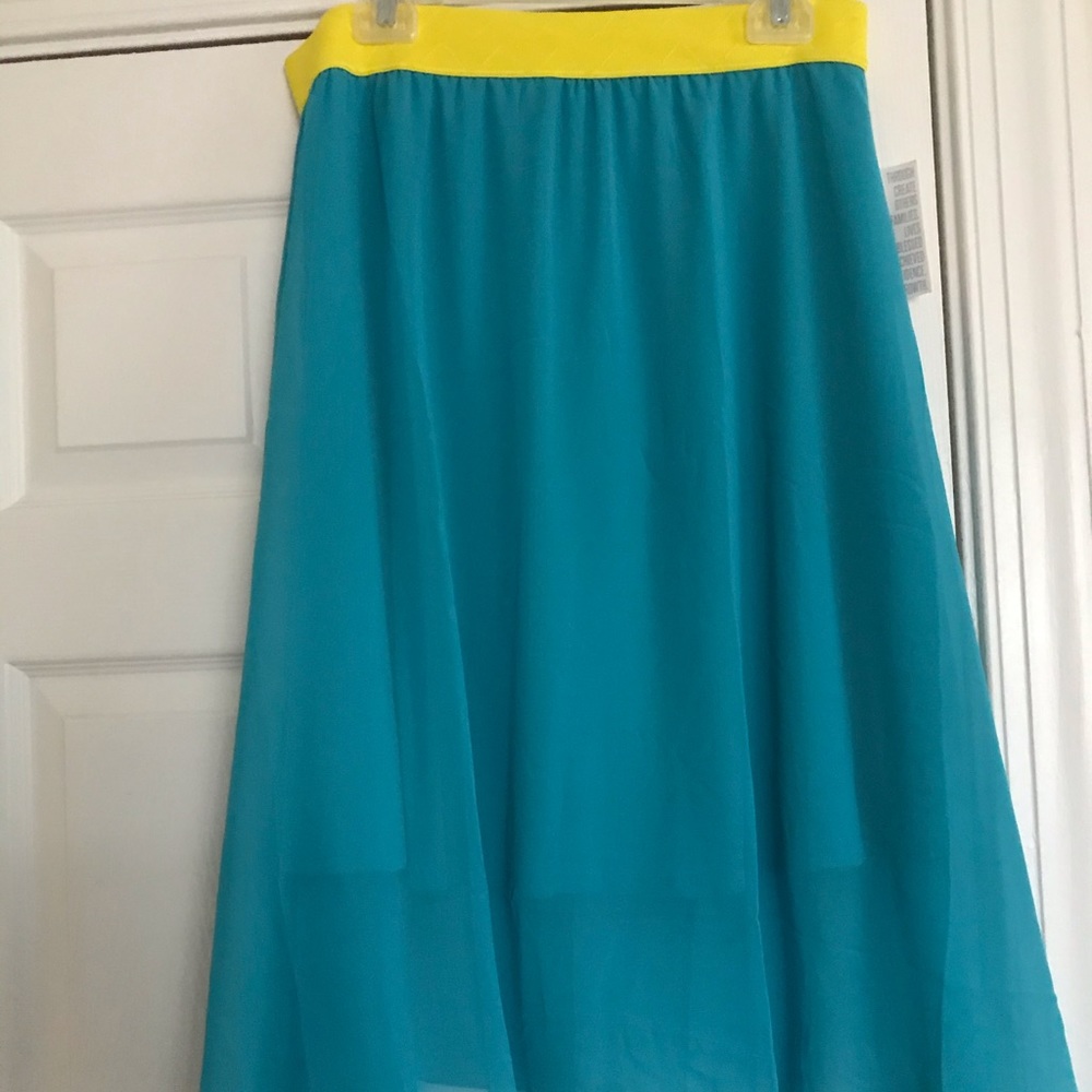 LuLaRoe Lola skirt